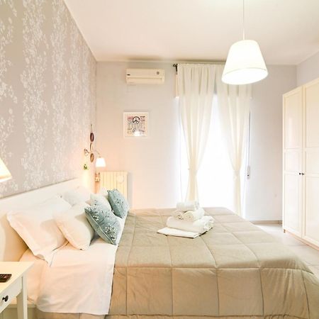 נאפולי Debby'S Home מראה חיצוני תמונה